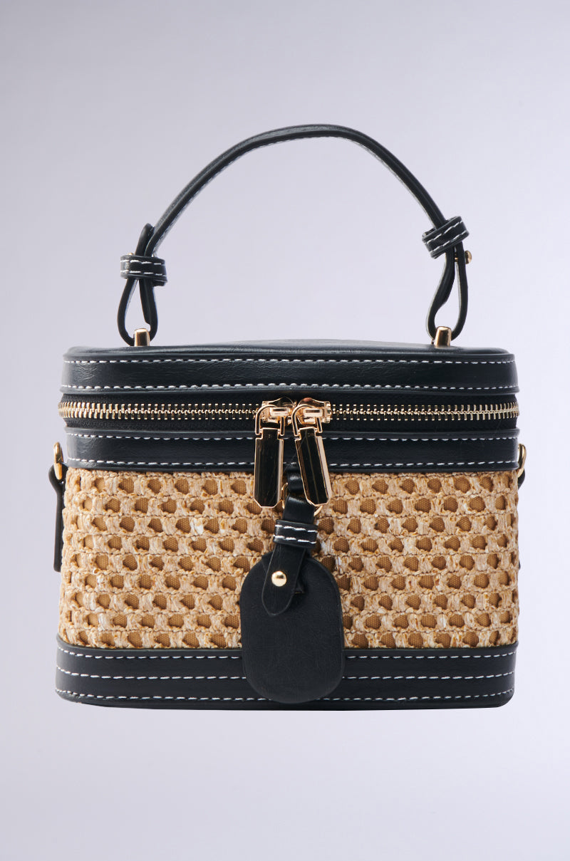 TAKE ME OUT WICKER PURSE