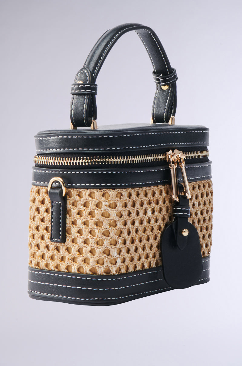TAKE ME OUT WICKER PURSE