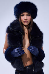 FAUX FUR VEST IN NAVY