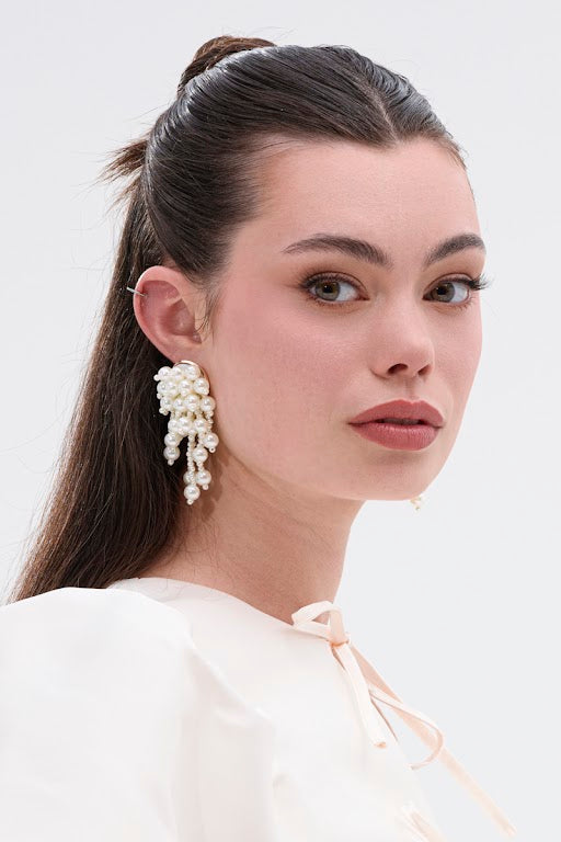 REGAL PEARL DROP EARRING