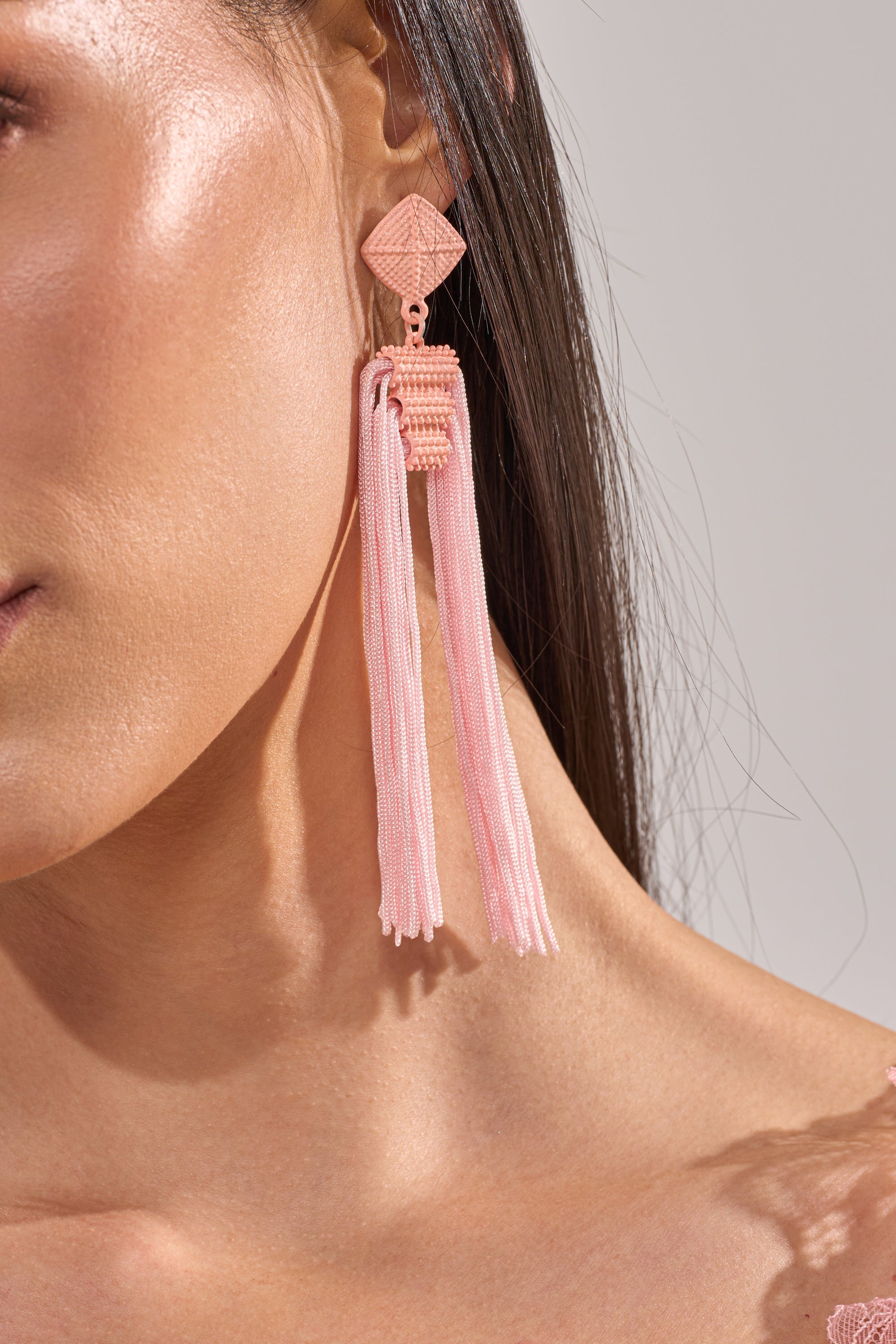ASK ME OUT EARRING
