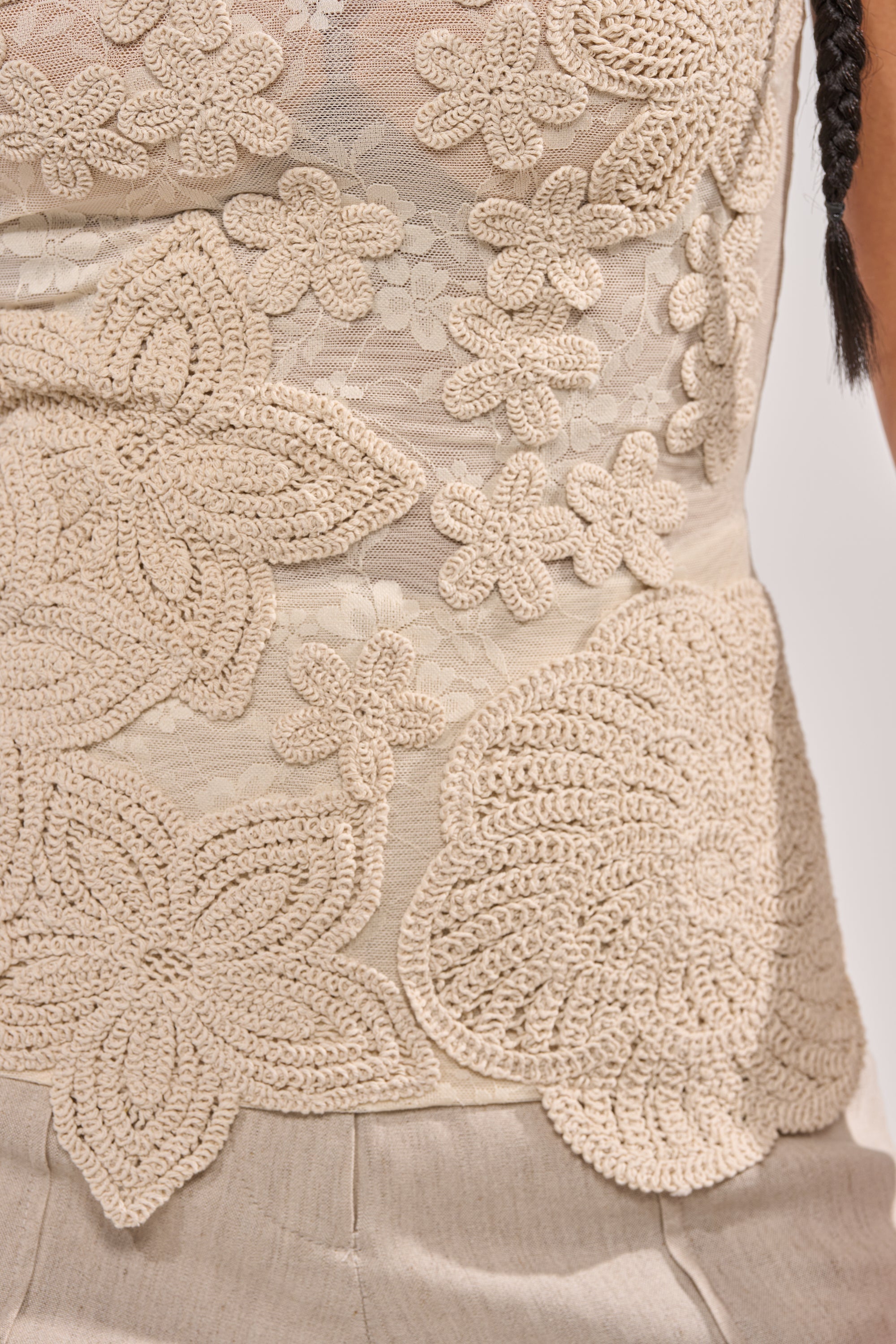 SANDY BEACHES MESH EMBROIDERED TOP