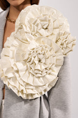 BLOOMING PU OVERSIZED BROOCH
