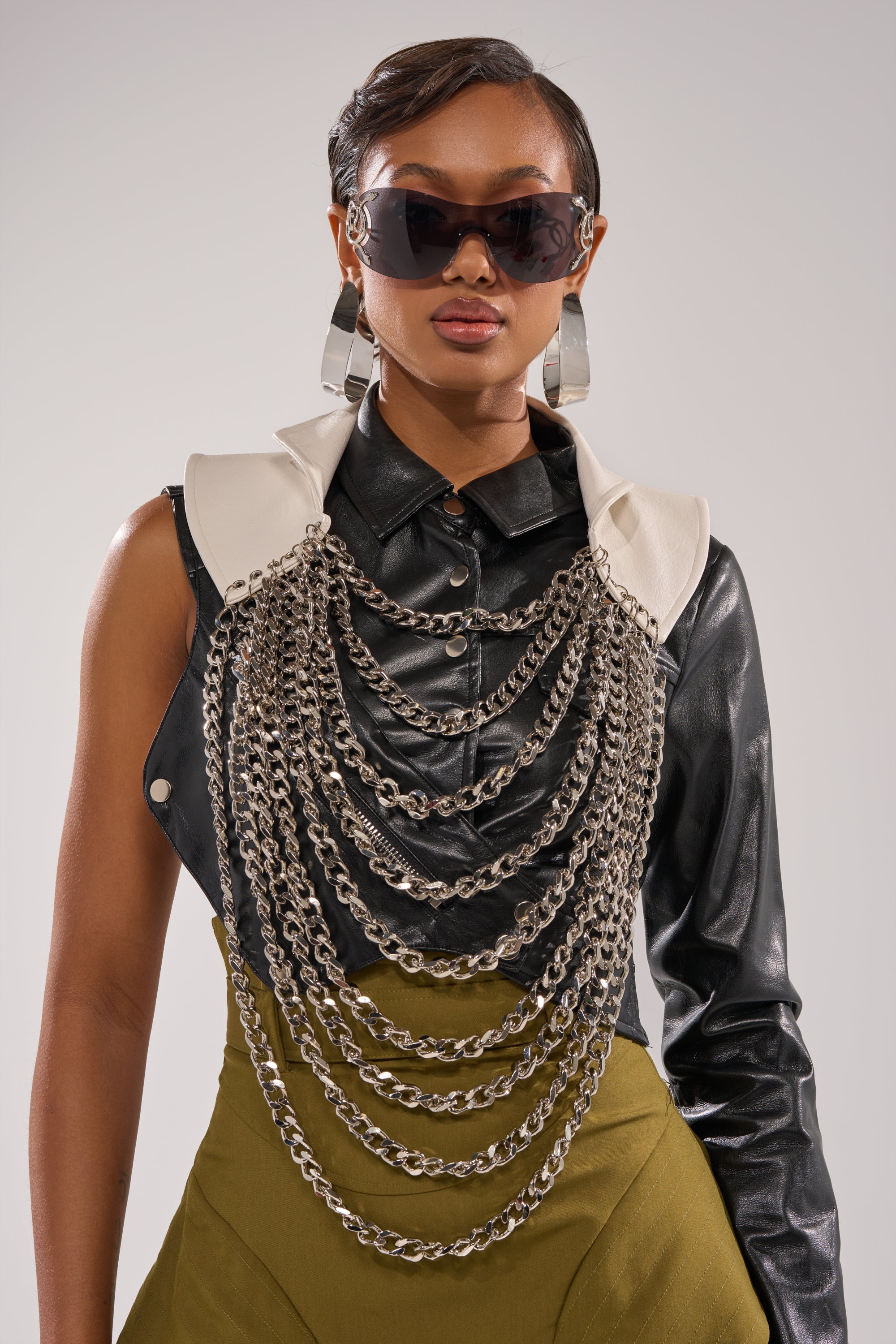 HEAVY METAL NECKLACE