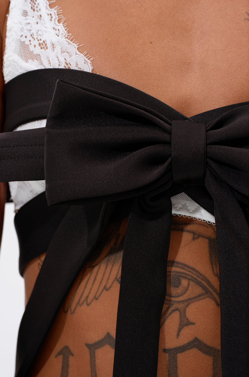 IM THE GIFT CHEST PIECE