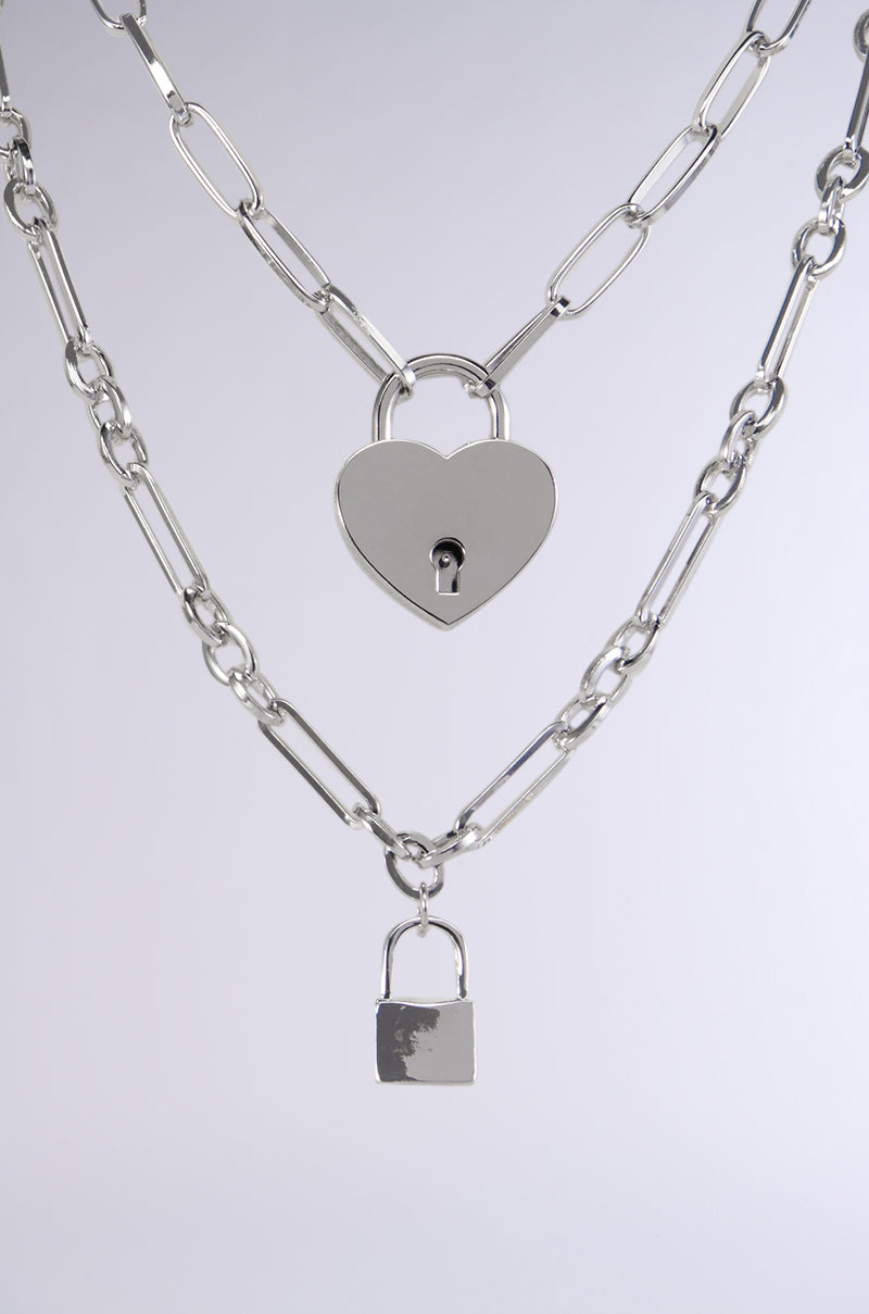 HEART ON LOCK NECKLACE SET
