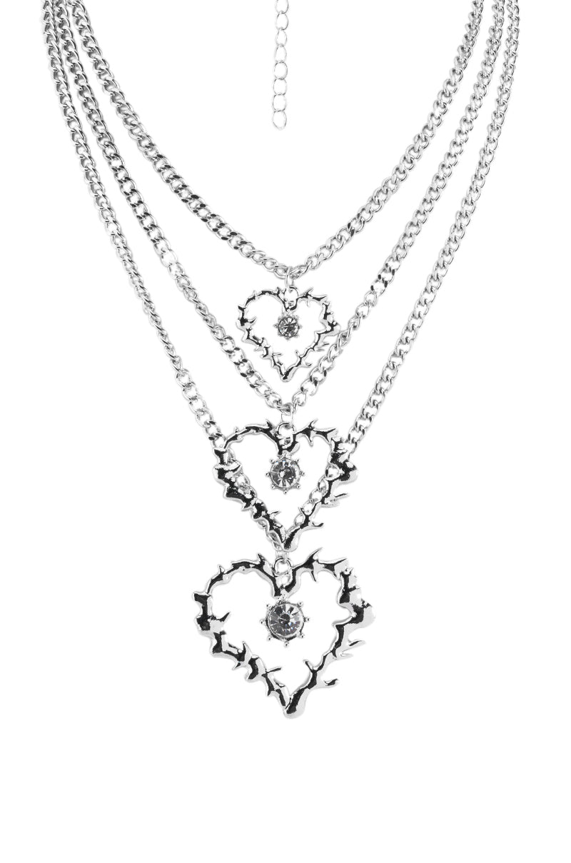 LOVE ME NOT NECKLACE