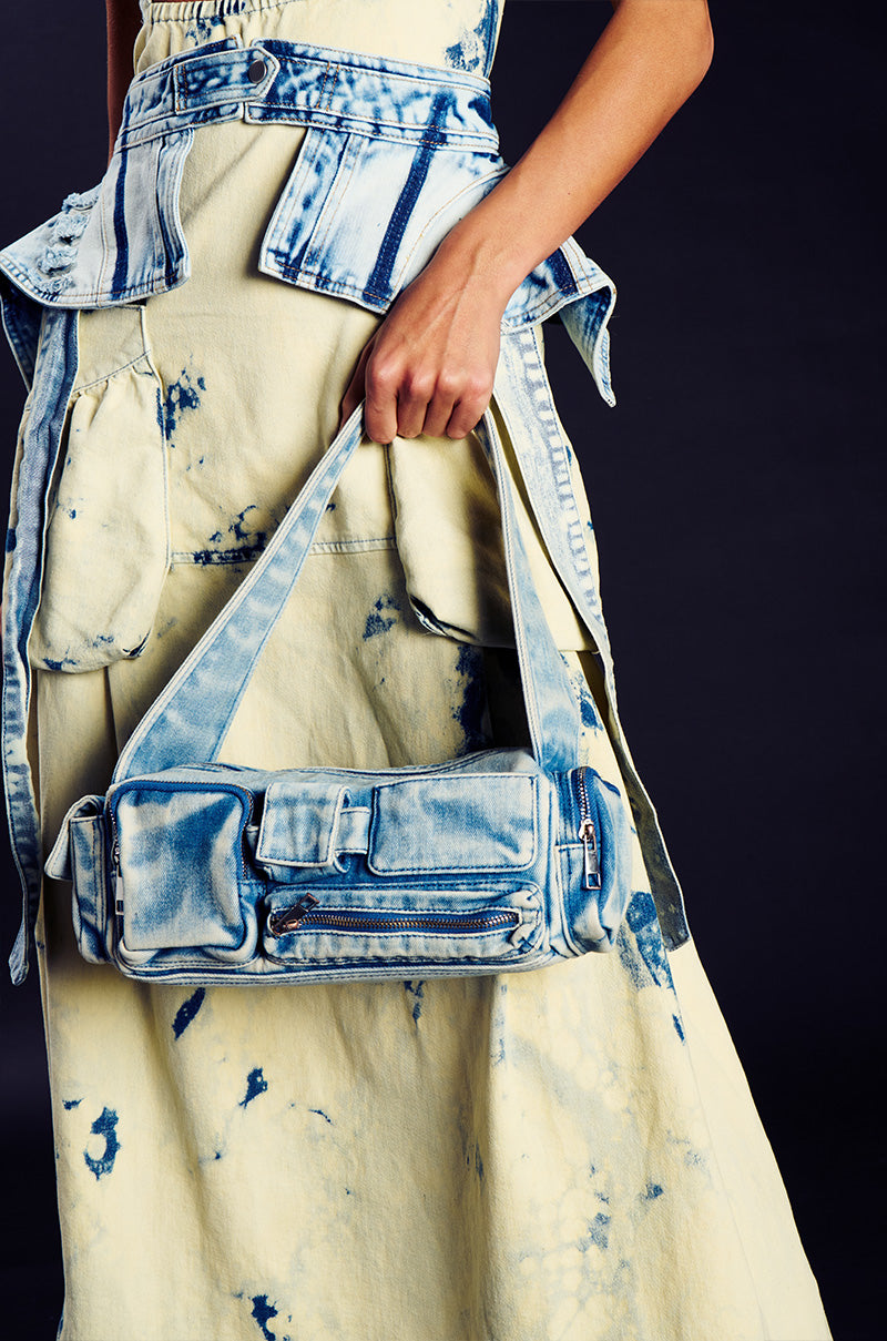 NO BLUES DENIM CARGO PURSE