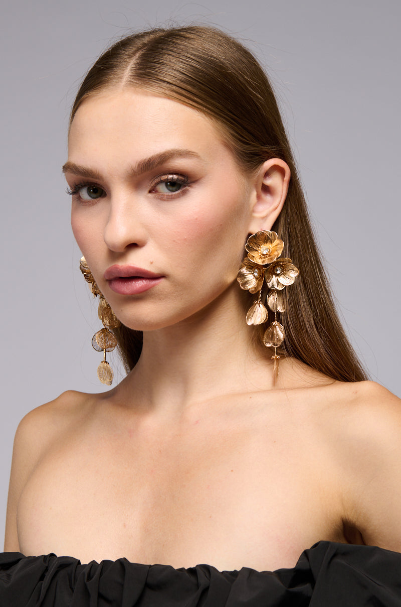 PRETTY LADY EMBELLISHED DANGLE EARRINGS IN GOLD